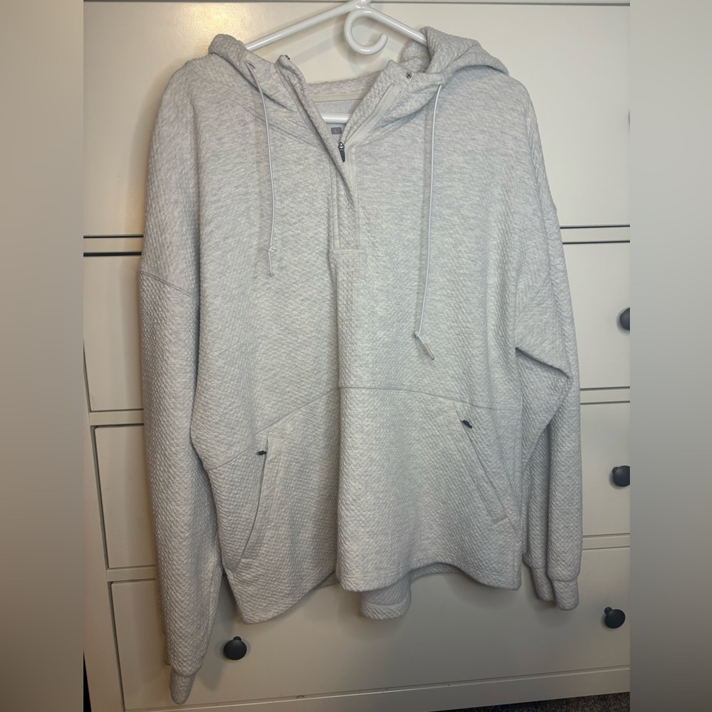 7 Diamonds Restoration Half-Zip Hoodie Size Large
